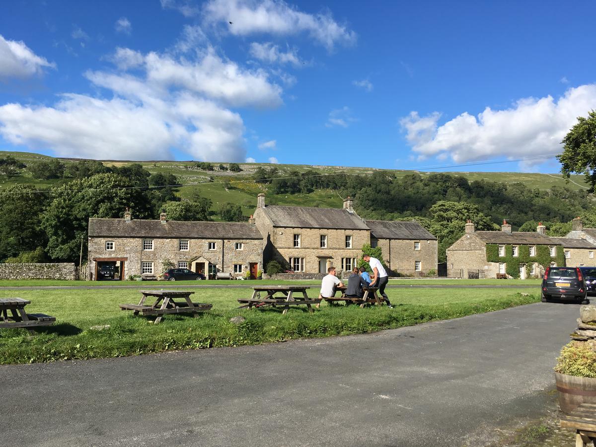 The Falcon Inn Arncliffe Экстерьер фото