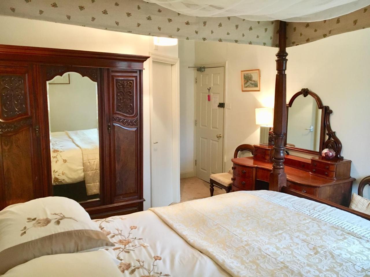 The Falcon Inn Arncliffe Экстерьер фото